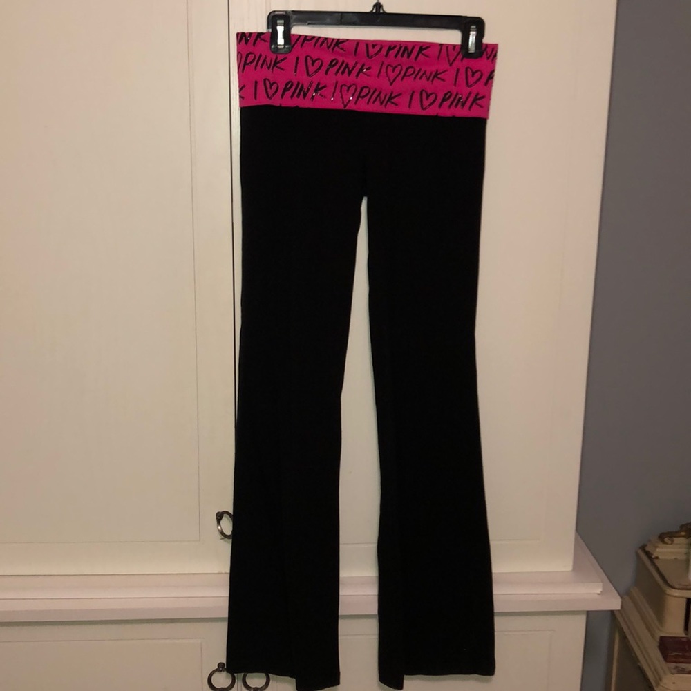 VS PINK Yoga Pants with graphic writing